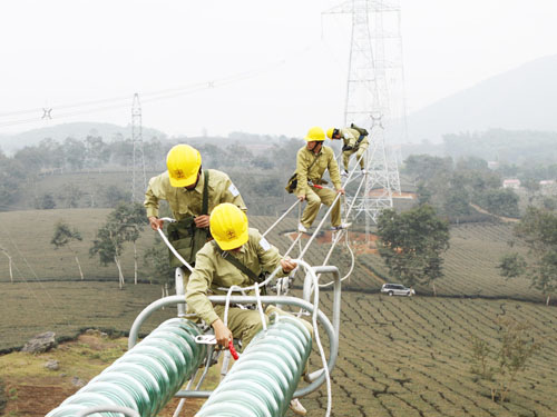 Công ty Truyền tải điện 2: 20 năm nỗ lực vượt khó