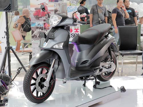 Piaggio ra mắt Liberty 100S giá 1.700 USD