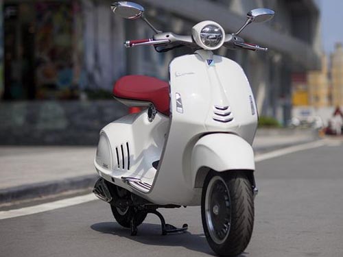 Vespa 946 tại Ấn Độ rẻ hơn Việt Nam 5 lần