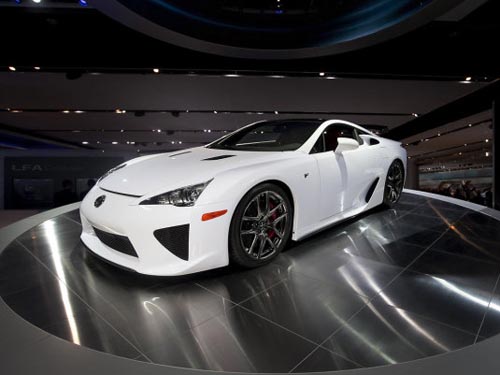 ​&quot;Siêu&quot; xe Lexus LFA 375.000 USD trở lại