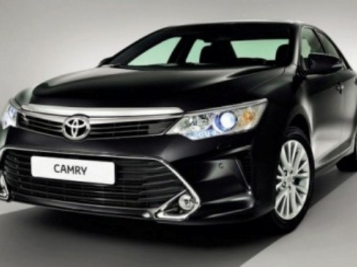 Toyota giới thiệu Camry phiên bản mới