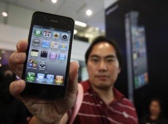 iPhone 4 “vững giá” trước ngày iPhone 5 ra mắt