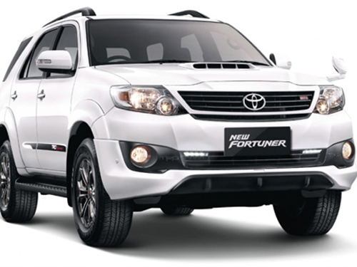 Toyota ra mắt Fortuner bản nâng cấp