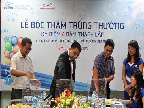 Hyundai Thành Công bốc thăm trúng thưởng