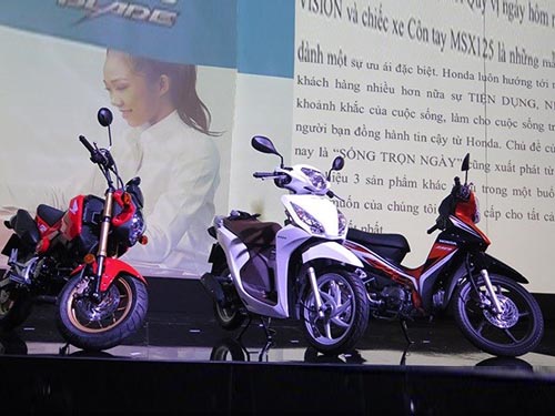 Honda Việt Nam ra mắt thị trường ba mẫu xe máy mới