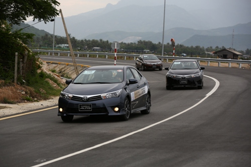 Toyota Corolla Altis 2014