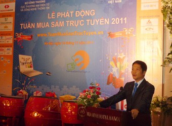 Phát động “Tuần mua sắm trực tuyến 2011”