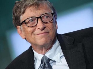 Bill Gates giàu nhất thế giới với 72,9 tỷ USD