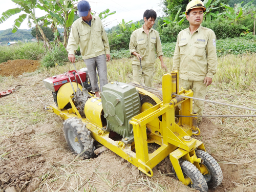 Thiết bị tời máy 5 tấn 2 tang cuốn - sản phẩm tự chế tạo của Công ty Truyền tải điện 1