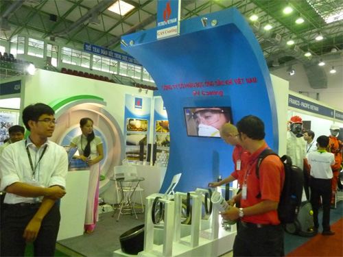 Oil &amp; Gas Vietnam 2013 thu hút hơn 10 quốc gia tham dự