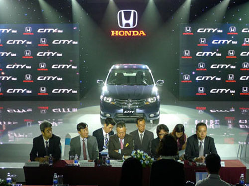 Honda Việt Nam tăng giá City