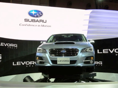 Subaru công bố giá bán Levorg Estate