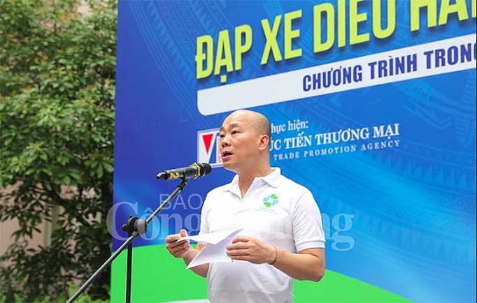 dap xe dieu hanh thuong hieu quoc gia lan toa gia tri thuong hieu viet