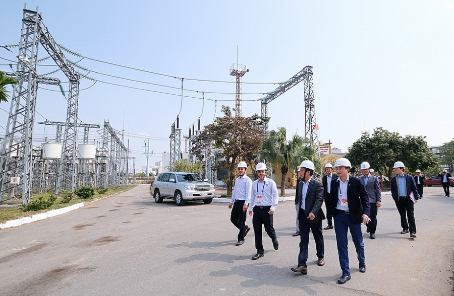 Chủ tịch EVNNPT kiểm tra công tác cấp điện cho Đại hội Đảng toàn quốc lần thứ XIII
