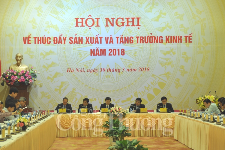 Năm 2018 có 2 kịch bản tăng trưởng kinh tế