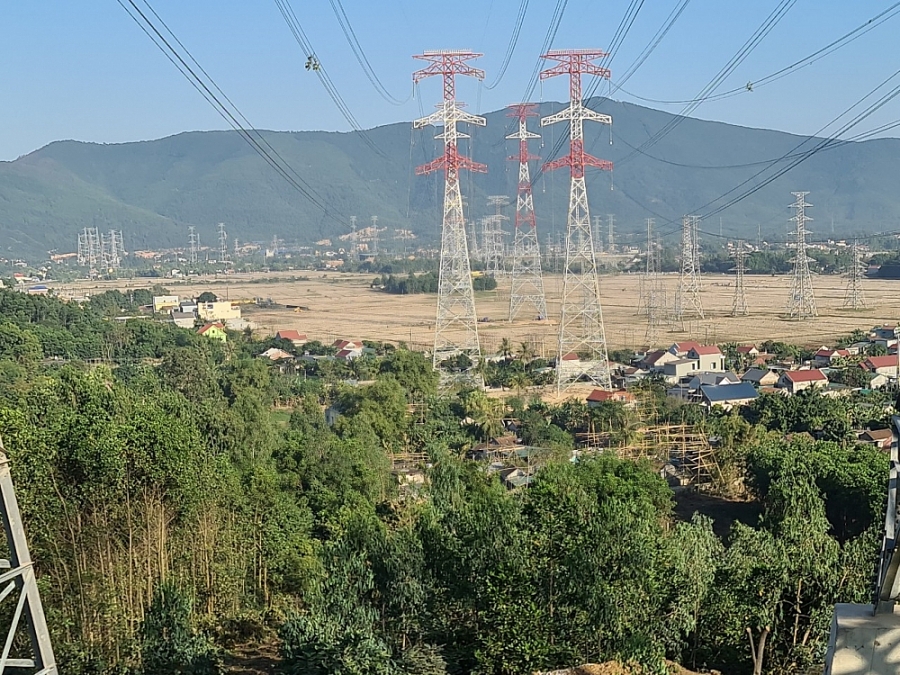 Đóng điện giai đoạn 1 đường dây 500kV đấu nối NMĐ Nghi Sơn 2