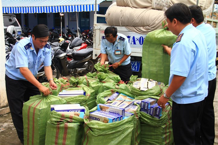 Nên quy định Thuốc lá nhập lậu là hàng cấm