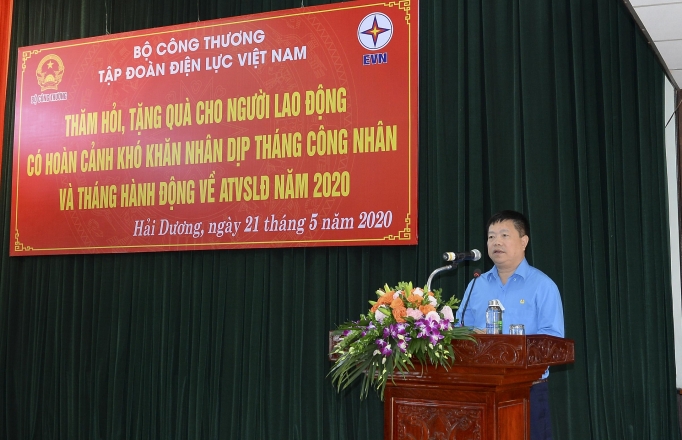 dong hanh cung nguoi lao dong nhan thang cong nhan va thang hanh dong atvsld