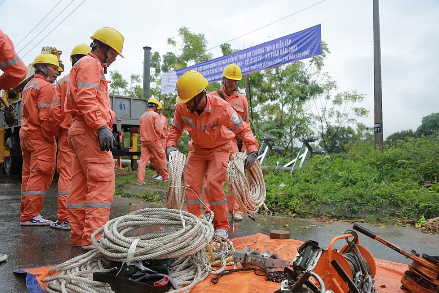 Ngành điện miền Bắc triển khai các phương án phòng chống thiên tai