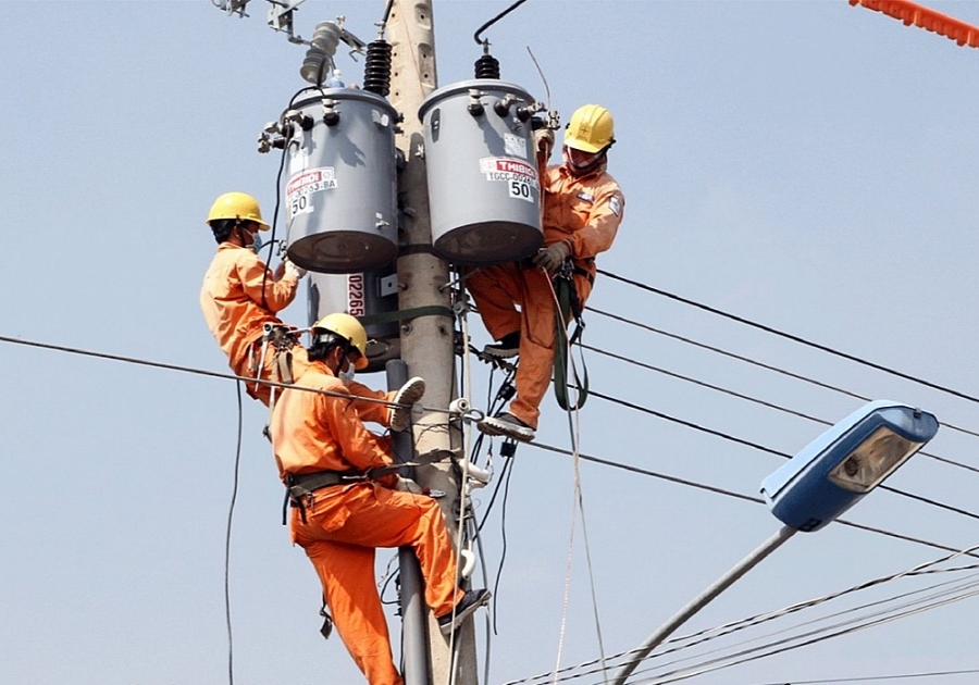 Công suất tiêu thụ điện miền Bắc ngày 4/8 đạt 17.900 MW, tăng 35%