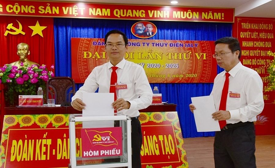 Đảng bộ Công ty Thủy điện Ialy: Chú trọng xây dựng và phát triển nguồn nhân lực Đảng bộ Công ty Thủy điện Ialy: Chú trọng xây dựng và phát triển nguồn nhân lực