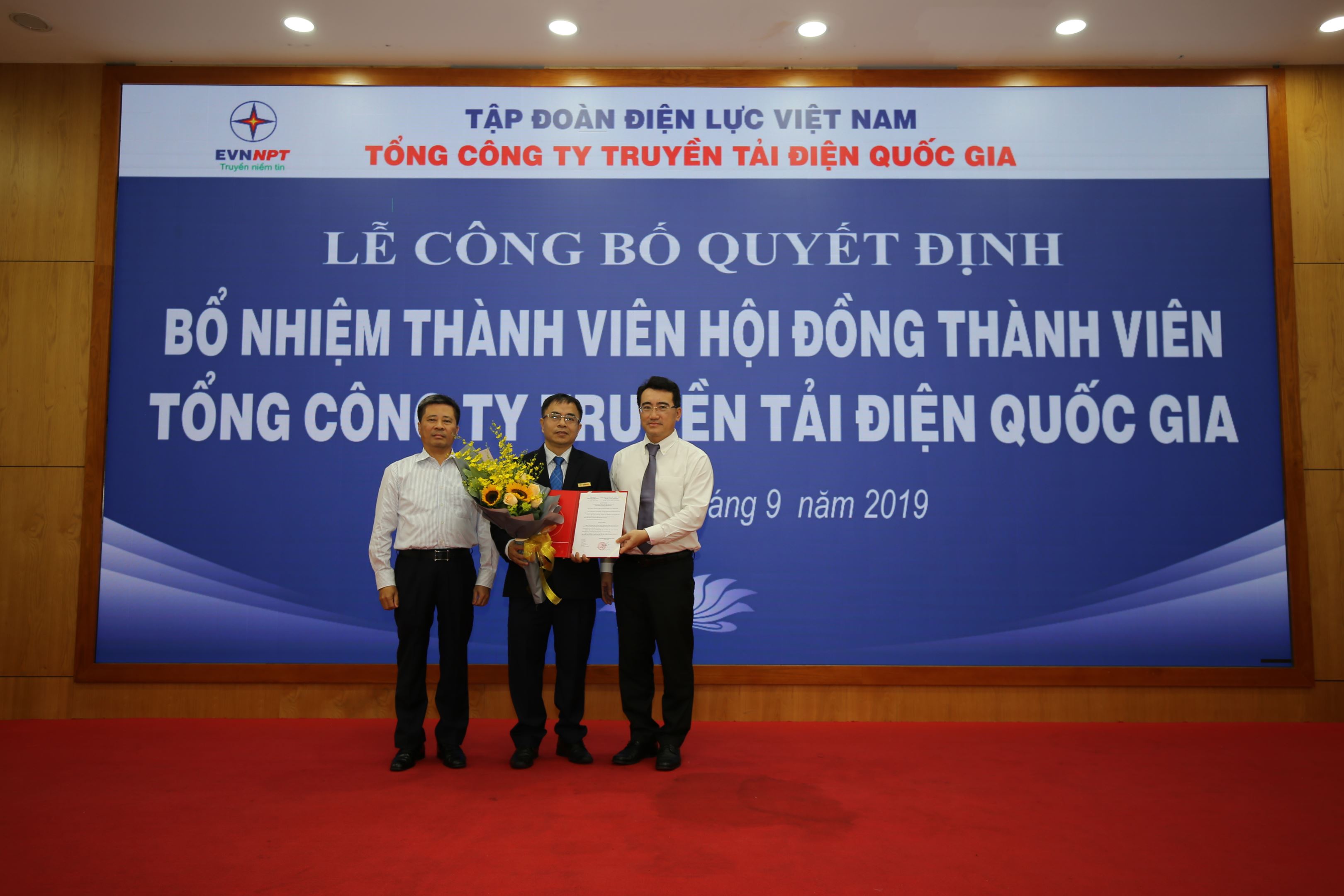 cong bo quyet dinh bo nhiem thanh vien hoi dong thanh vien evnnpt