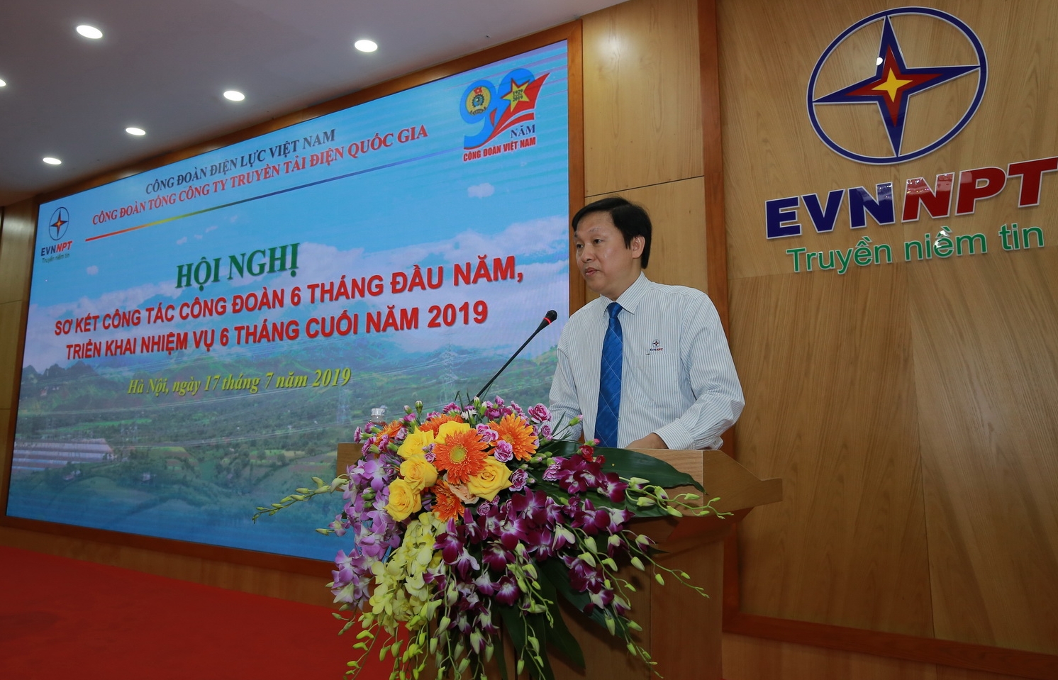 cong doan evnnpt so ket cong tac 6 thang dau nam 2019 va trien khai nhiem vu 6 thang cuoi nam 2019