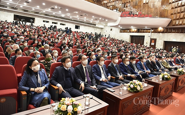 Báo chí Việt Nam phải đổi mới, đóng góp nhiều hơn nữa để phát triển đất nước