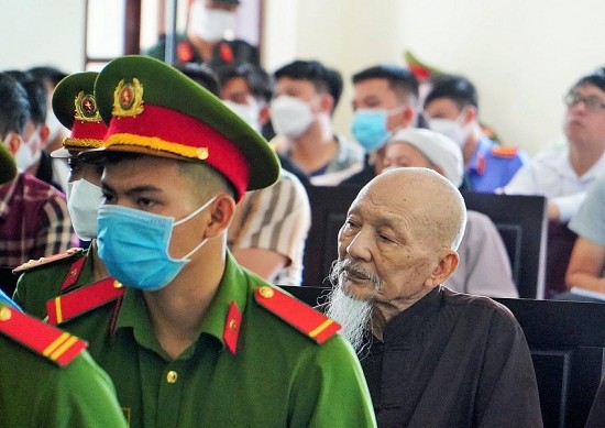 vu tinh that bong lai hoan phien toa xet xu do thieu nhan chung