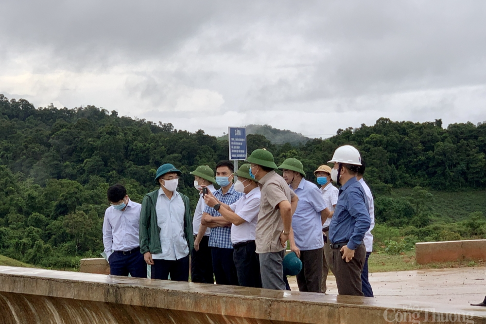 Đoàn công tác Bộ Công thương kiểm tra thực địa về an toàn hồ đập và phòng chống thiên tai tại Điện Biên Đoàn công tác Bộ Công thương kiểm tra thực địa về an toàn hồ đập và phòng chống thiên tai tại Điện Biên