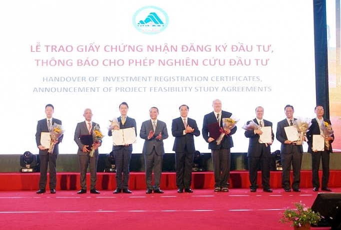 thu hut dau tu vao da nang thay doi de hap dan hon