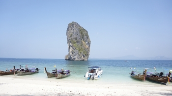 a journey to van don and 1000 destinations