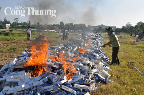 An Giang: Tiêu hủy hơn 500.000 gói thuốc lá nhập lậu