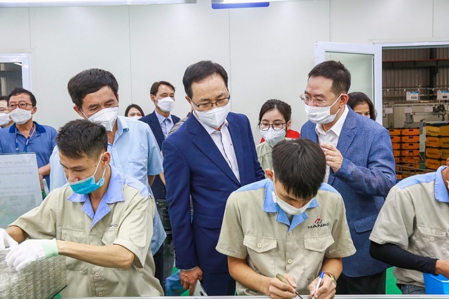Nâng “chất” nguồn nhân lực cho phát triển công nghiệp hỗ trợ