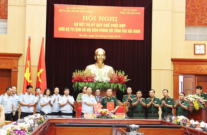 tang cuong phoi hop giua luc luong hai quan va bien phong