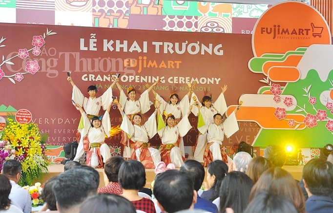 khai truong sieu thi fujimart dau tien tai viet nam