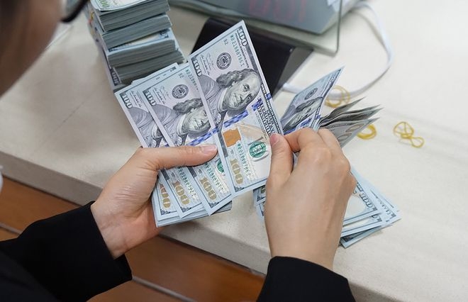 Tỷ giá USD hôm nay 16/8: Đô la Mỹ phục hồi trong sắc xanh