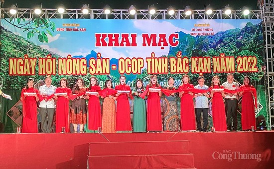 Khai mạc “Ngày hội nông sản - OCOP tỉnh Bắc Kạn năm 2022”