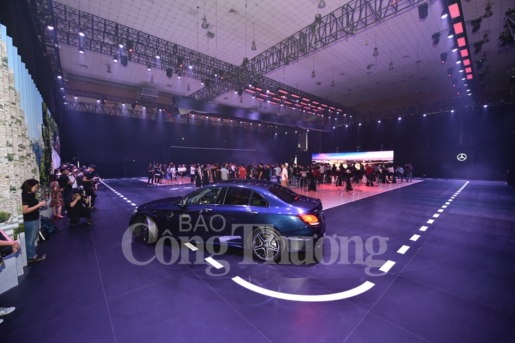 khai mac trien lam mercedes benz fascination 2019