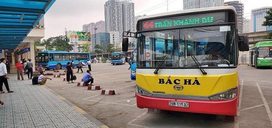 Công ty Bắc Hà xin ngừng khai thác 5 tuyến xe buýt vì hết tiền