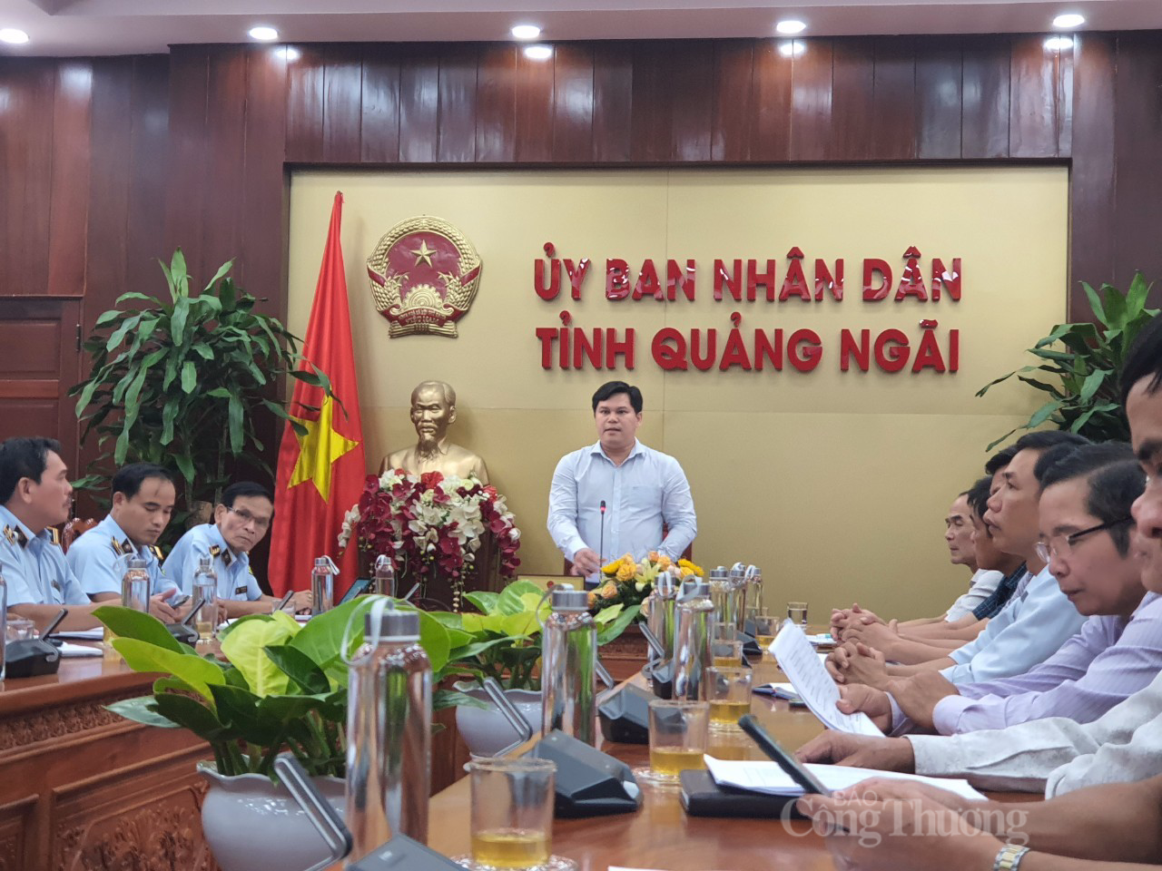 Ngành Công Thương cùng cả nước vượt khó