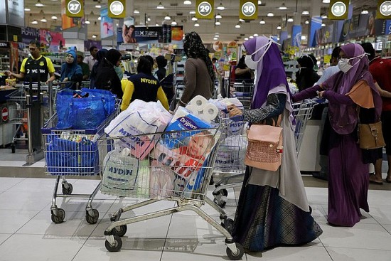 malaysia quy dinh gi ve nha dau tu nuoc ngoai tham gia he thong phan phoi ban le