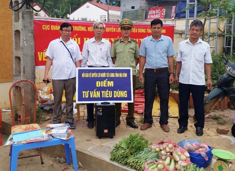 Tăng cường tiếp nhận, giải quyết kiến nghị, khiếu nại của người tiêu dùng