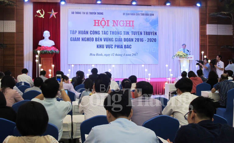 Tập huấn về công tác thông tin, tuyên truyền giảm nghèo bền vững