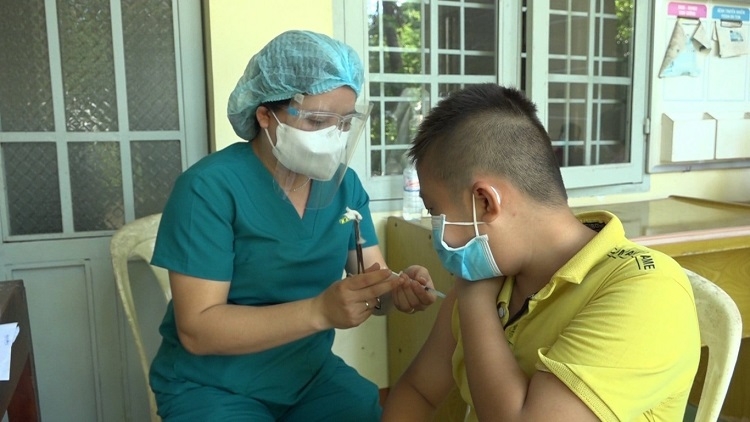 Tính đến ngày 9/5, cả nước đã tiêm hơn 215,7 triệu liều vaccine phòng COVID-19 các loại