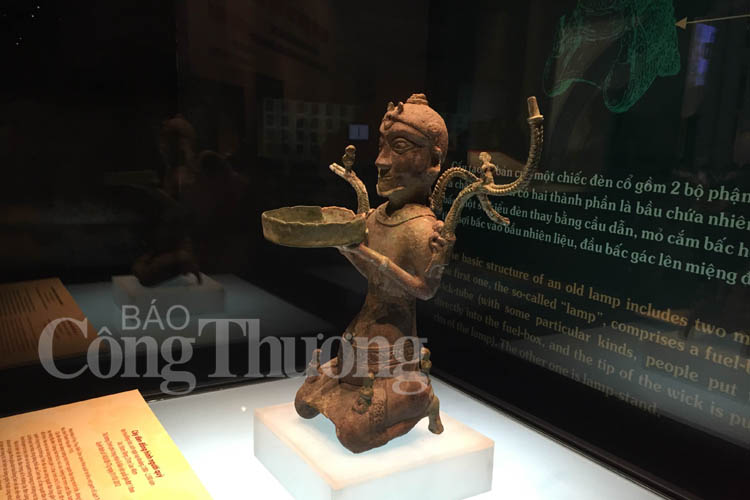 Lần đầu tiên trưng bày đặc biệt về 18 bảo vật quốc gia
