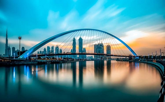 hang hang khong emirates mo uu dai moi danh cho khach hang