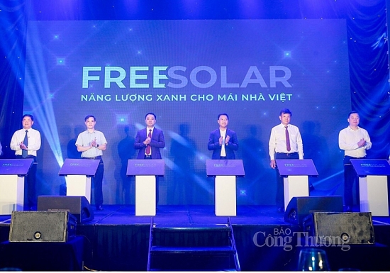 tap doan son ha ra mat san pham dien mat troi ap mai freesolar
