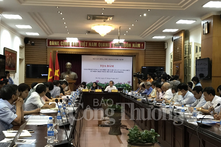 Các nhà nghiên cứu đề nghị giữ Lễ hội chọi trâu Đồ Sơn