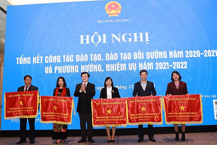 Năm học 2020-2021: Nhiều điểm sáng trong bức tranh đào tạo ngành Công Thương